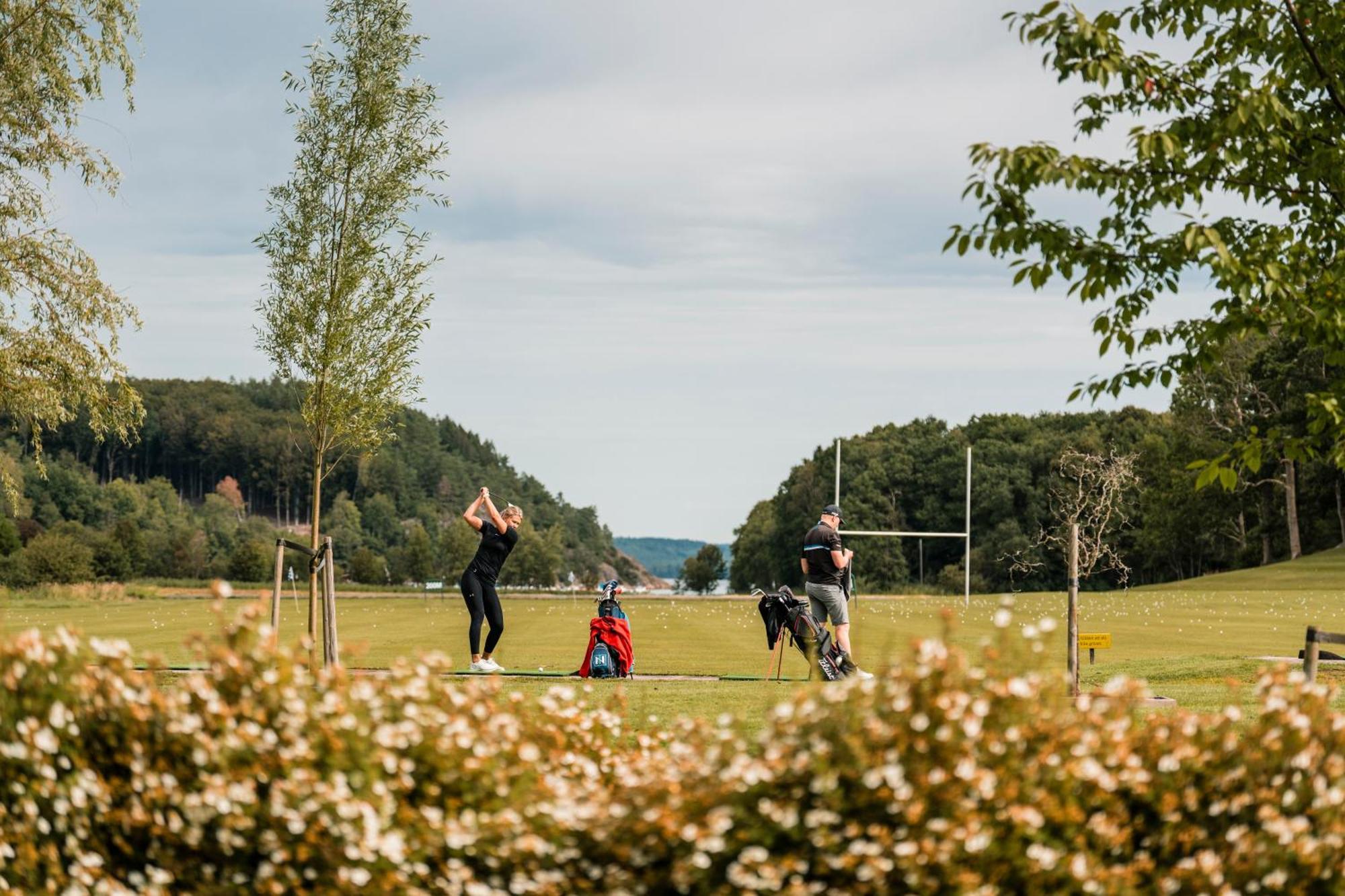 Holma Stangenaes Golf Hostel Brastad Ngoại thất bức ảnh